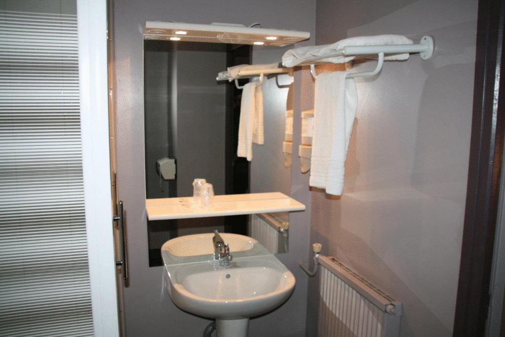 Hotel De L'Europe 皮埃尔奔奈 外观 照片